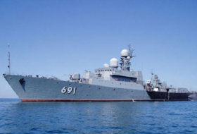 Les forces navales iraniennes arrivent à Bakou